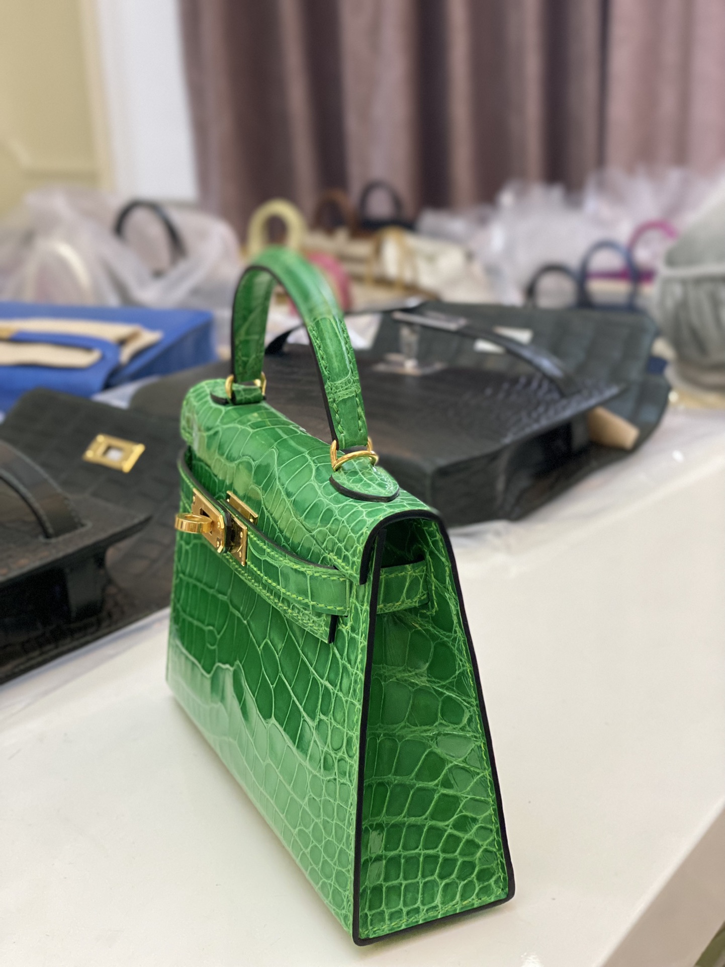 Hermes Kelly Mini II Bag 19CM In Green Shiny Alligator Leather